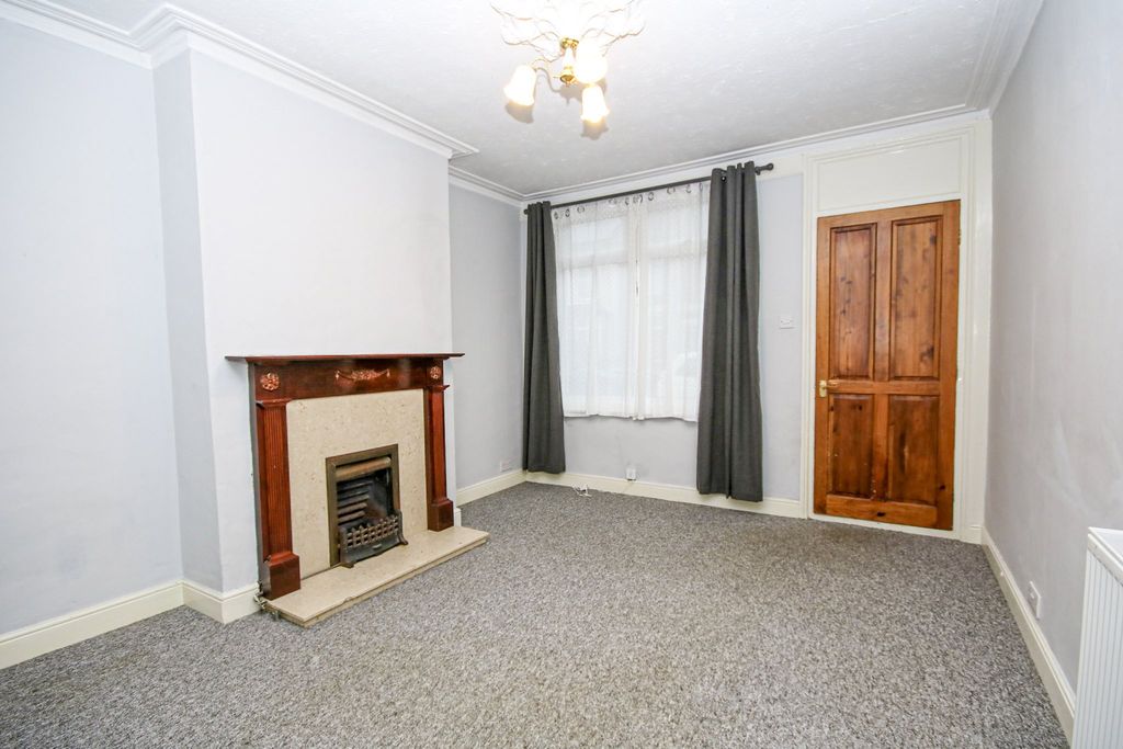 Property photo 2 of 11 11-Img_0621