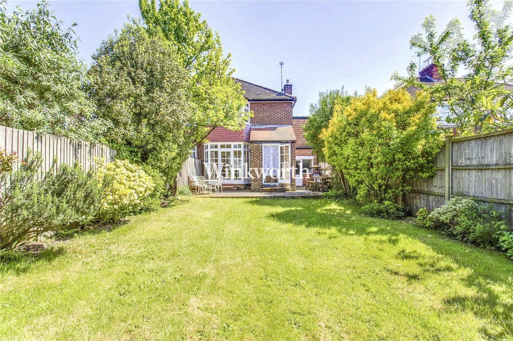 Property photo 2 of 9 Picture No. 04