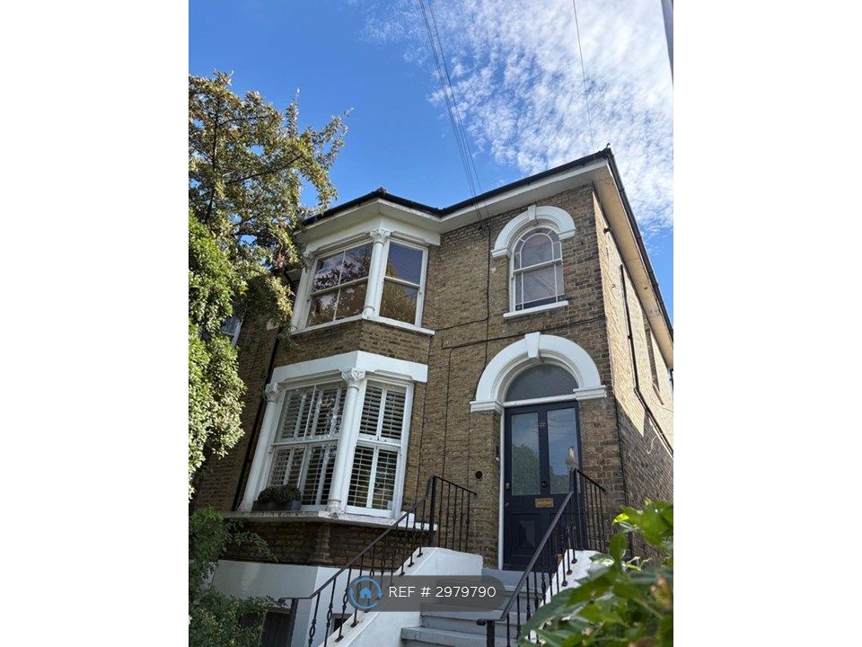 Property photo 1 of 12 Building