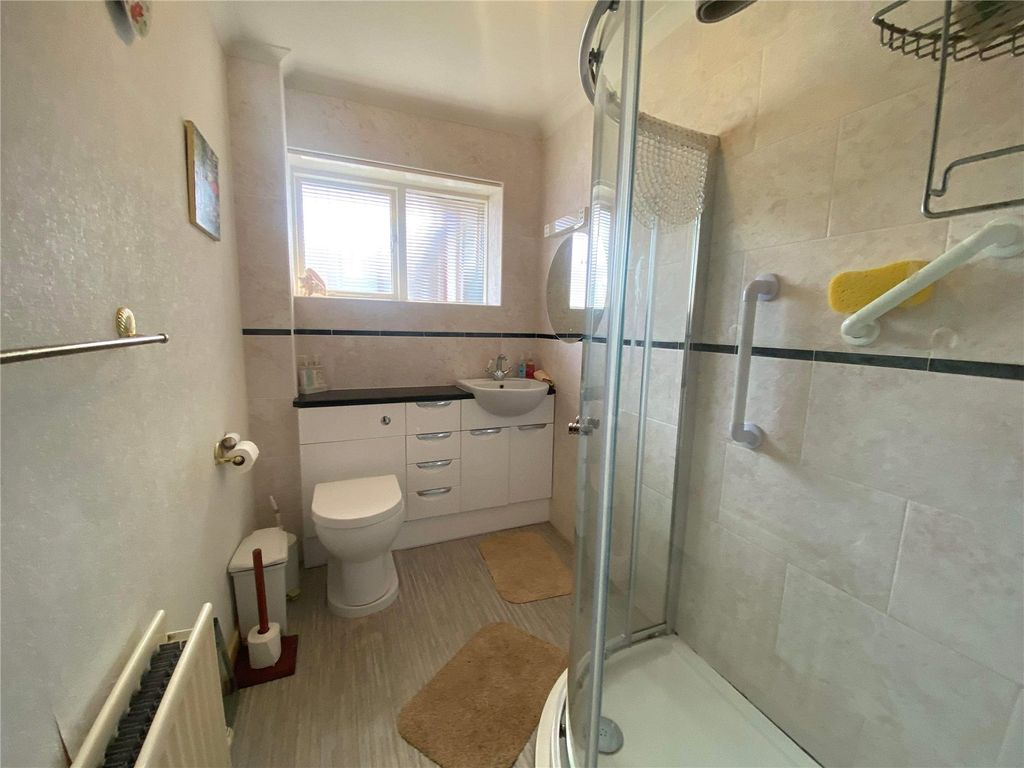 Property photo 3 of 11 Picture No. 02