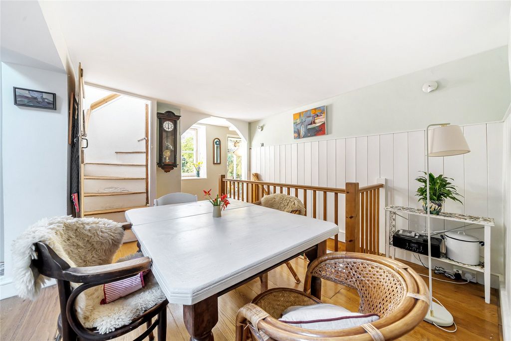 Property photo 3 of 10 Dining Room