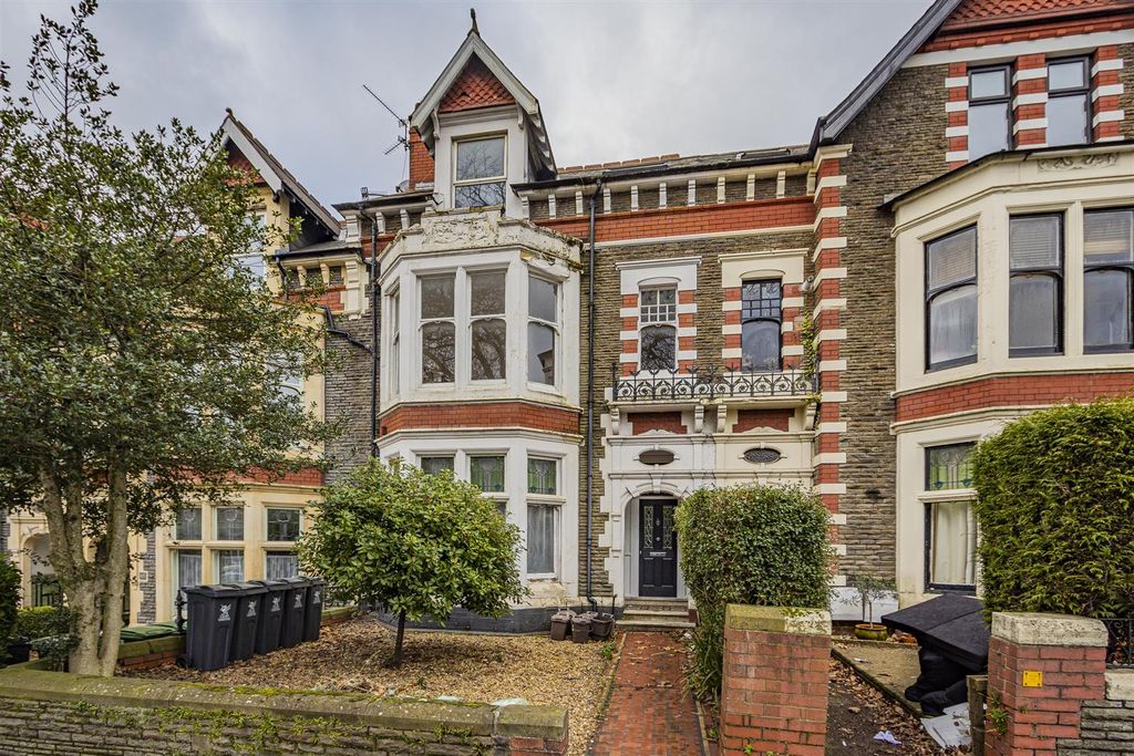 Property photo 1 of 9 Penylan Road 67 Ext-1.Jpg