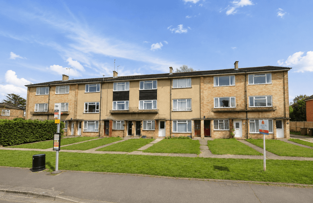 Property photo 1 of 9 Bodmin Road, Chelmsford, Essex, CM1 6Lj