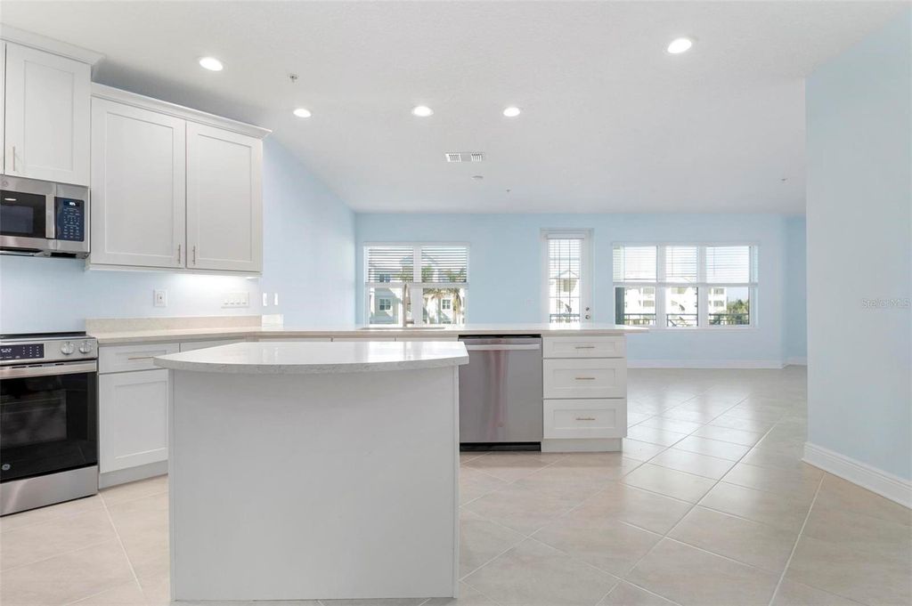 Property photo 3 of 19 <Alttext/>