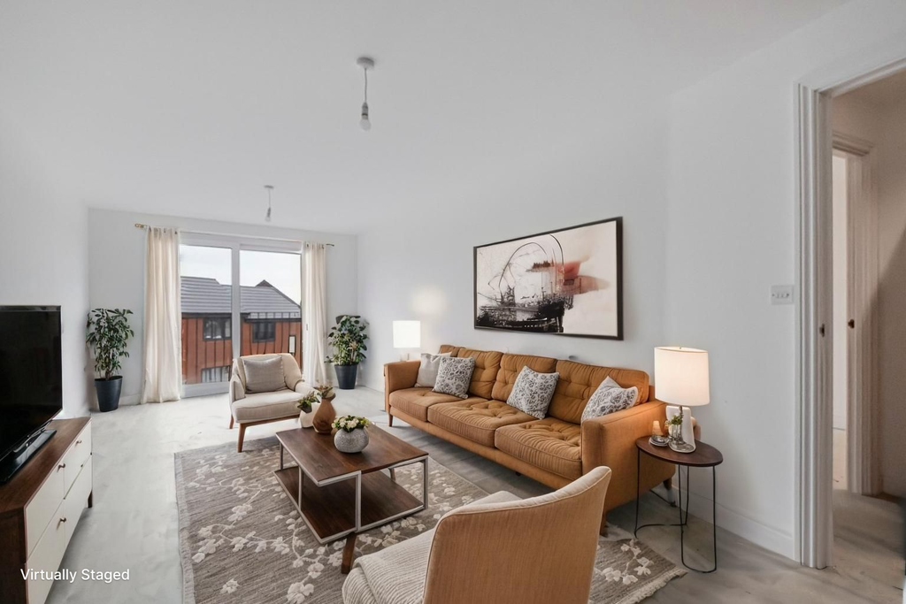 Property photo 1 of 11 Small-Size-3 - 3