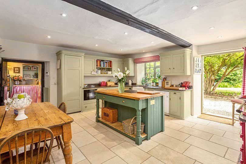 Property photo 2 of 18 Picture No. 05