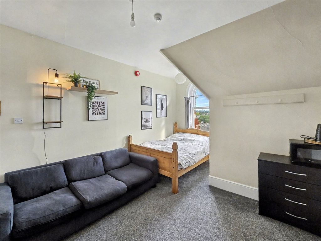 Property photo 2 of 4 Picture No. 02