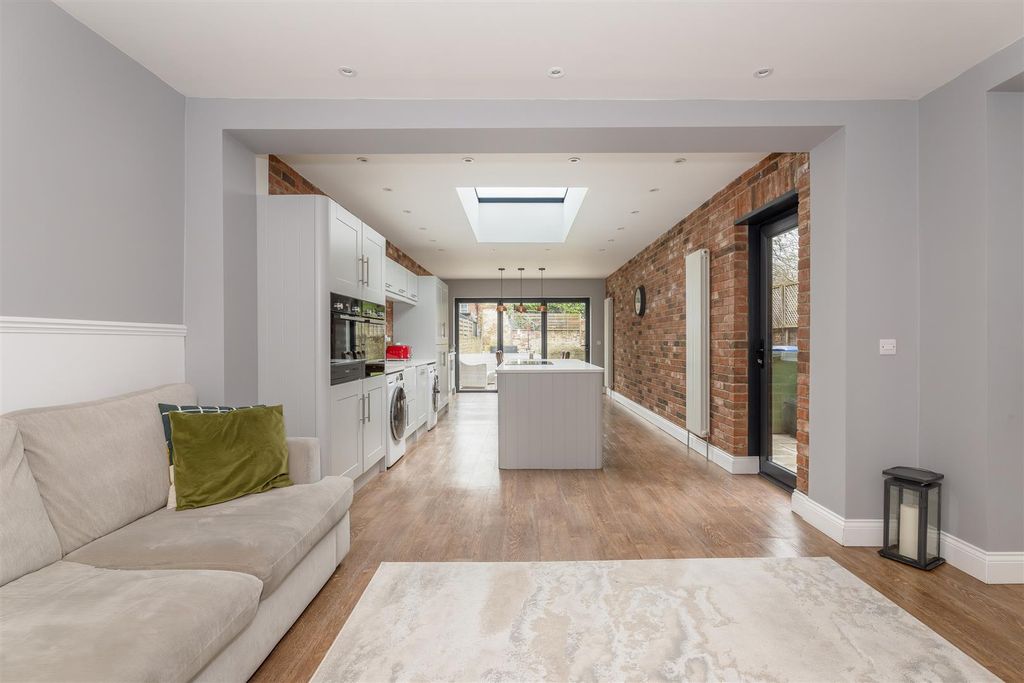 Property photo 1 of 32 19 (4).Jpg