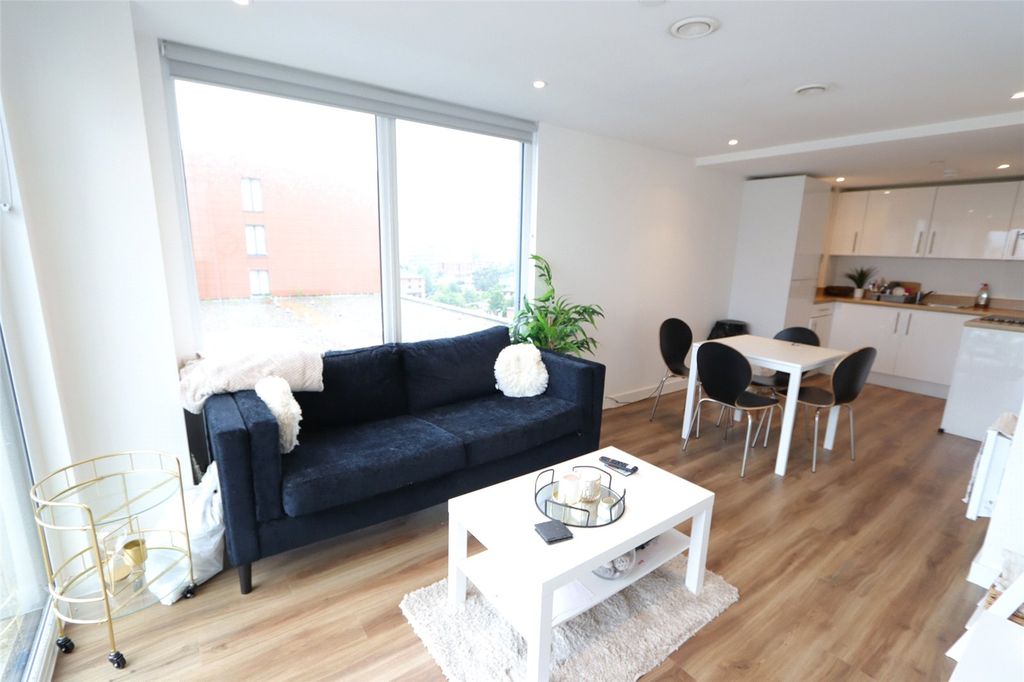 Property photo 1 of 10 Picture No. 04