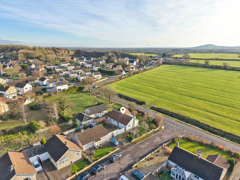 Property photo 1 of 29 Photo 4