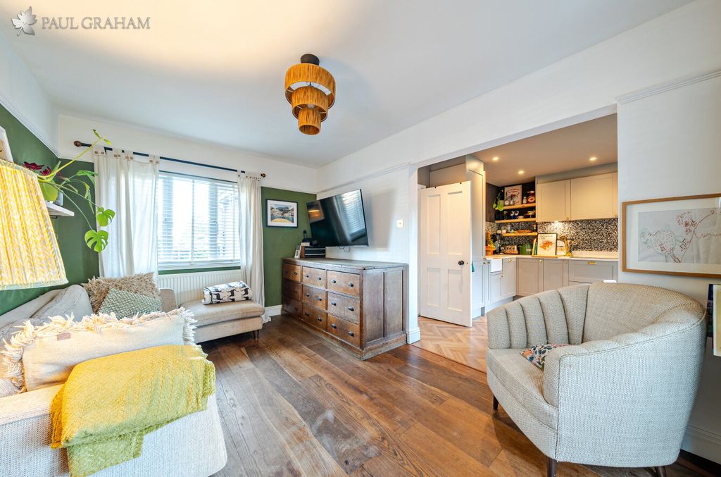 Property photo 3 of 20 435Ebb24-4B81-442c-8761-d88d27A35E46