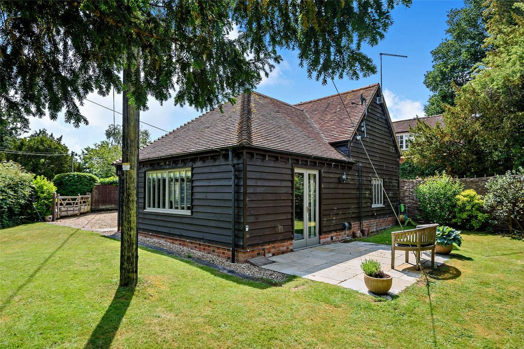 Property photo 2 of 17 Picture No. 02