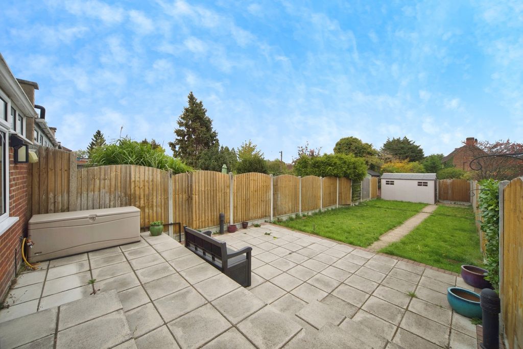 Property photo 2 of 17 Photo