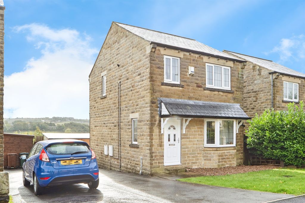 Property photo 2 of 17