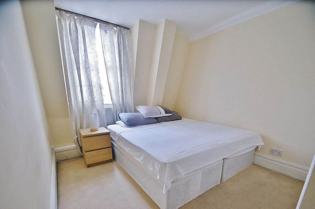 Property photo 3 of 6 Gallery