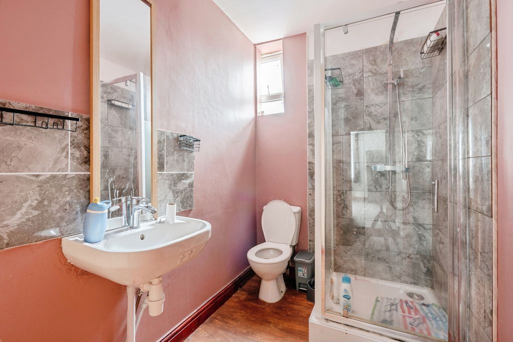 Property photo 3 of 9 Pbox-Img.Jpg