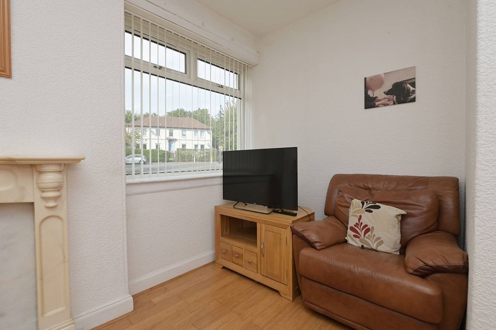 Property photo 2 of 23