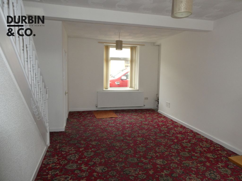 Property photo 2 of 26 Lounge