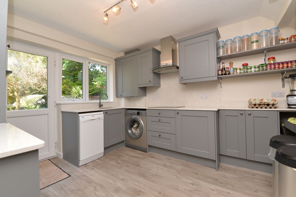 Property photo 3 of 15 Dsc_6398