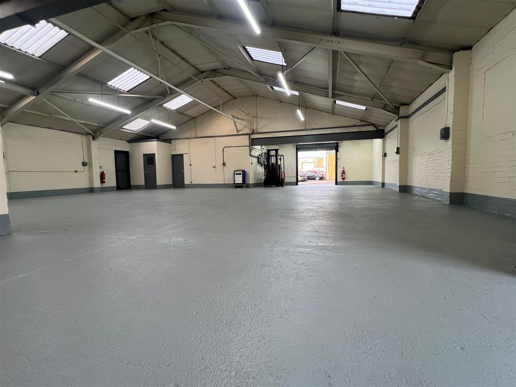 Property photo 2 of 10 Daad2255-A9F9-4254-B820-Ac2cd9E4151F.Jpg