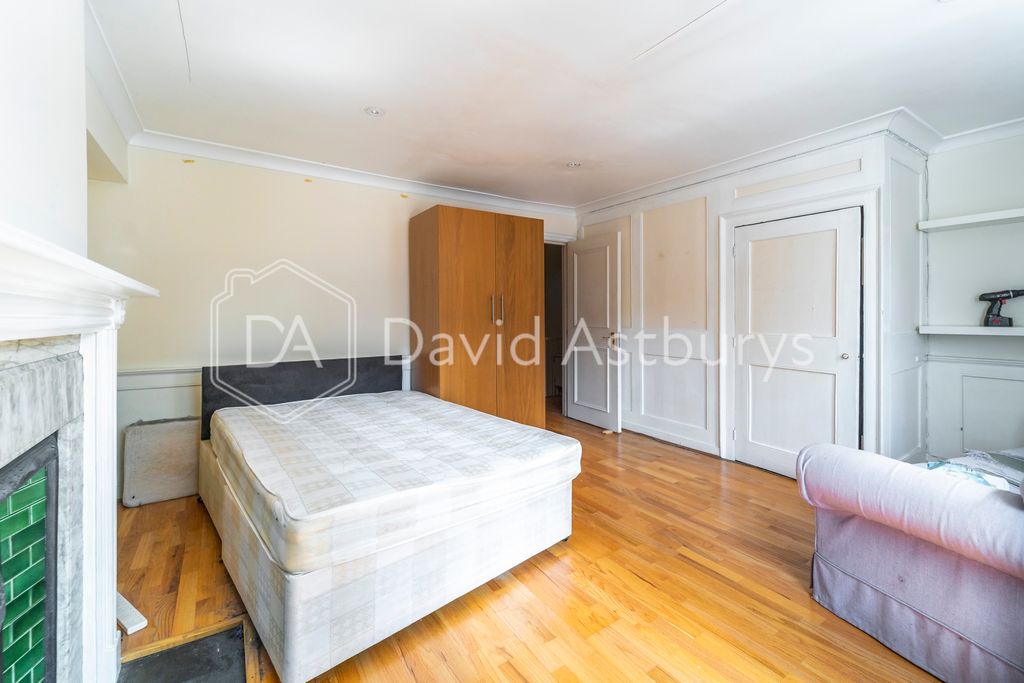 Property photo 3 of 11 Ndb06777