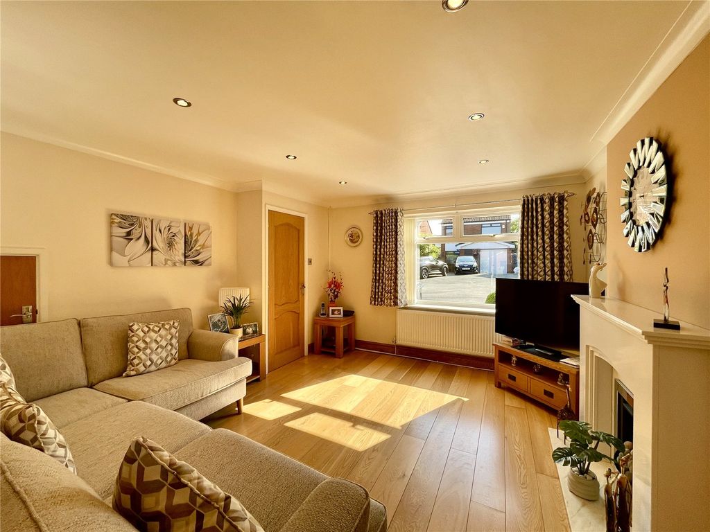 Property photo 2 of 17 Picture No. 06