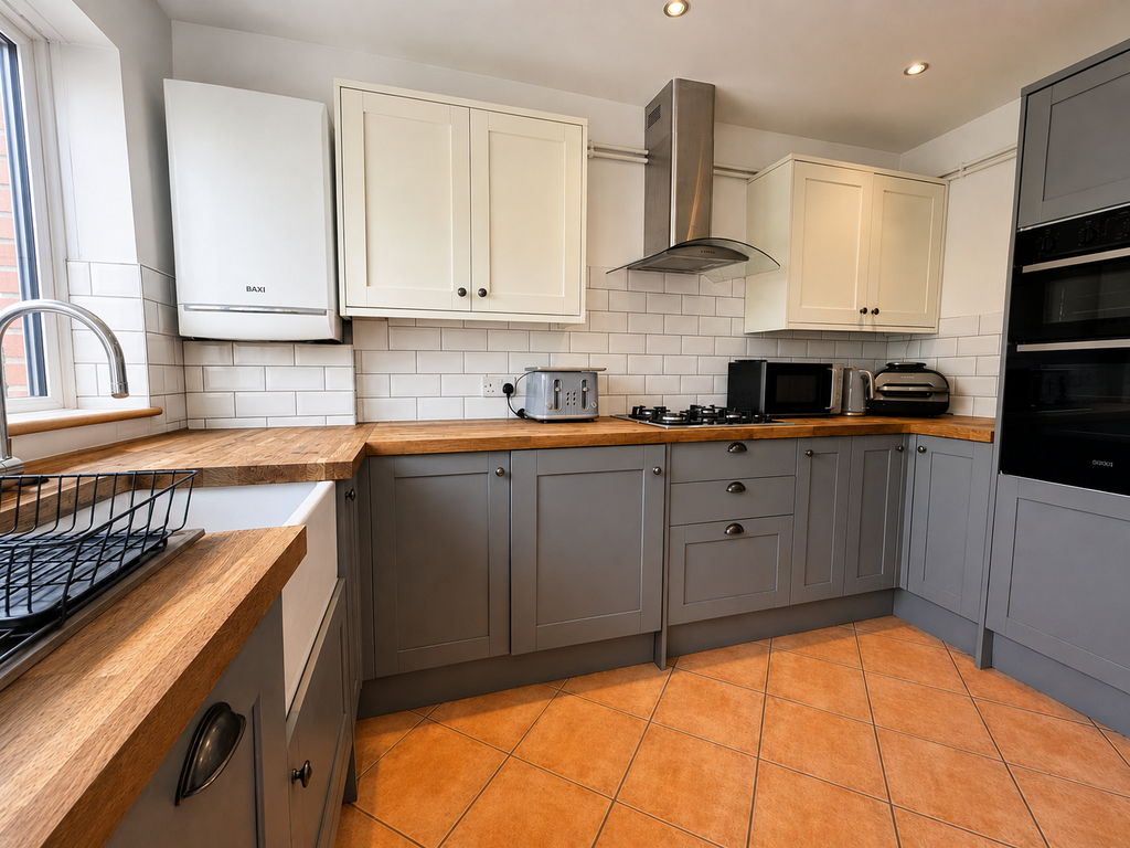 Property photo 3 of 14 1-