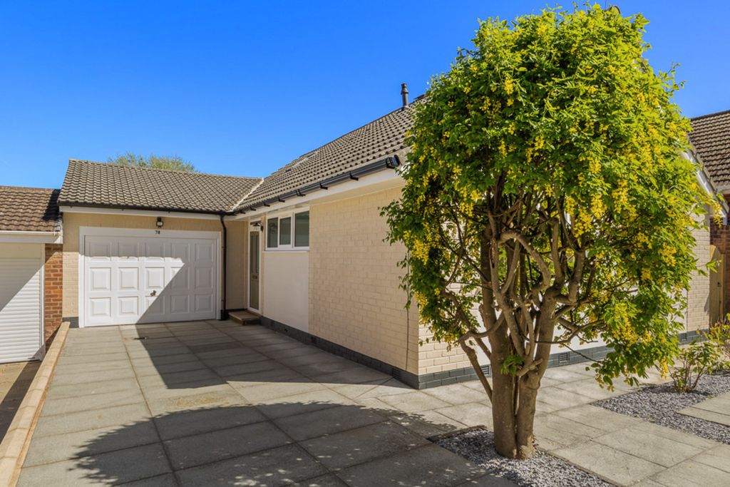 Property photo 3 of 39