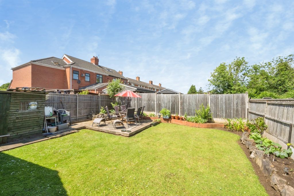 Additional image 16 of 5 bed semi-detached house for saleWest Common Lane, Scunthorpe DN17