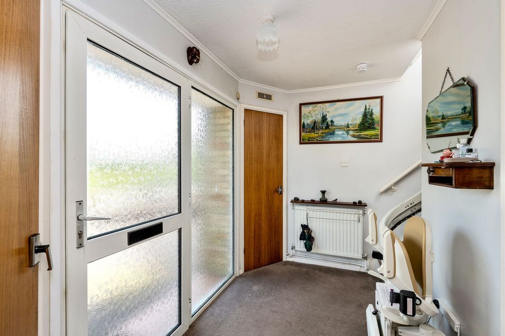 Property photo 3 of 16