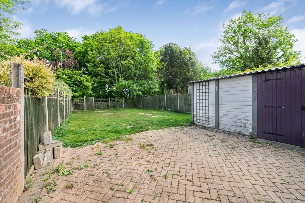 Property photo 2 of 24 Picture No. 46