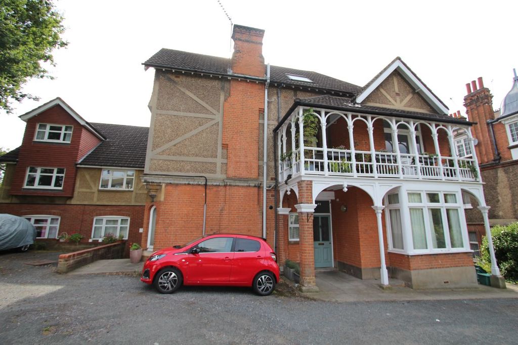 Property photo 1 of 7 Cranes Park 45L - Front.Jpg