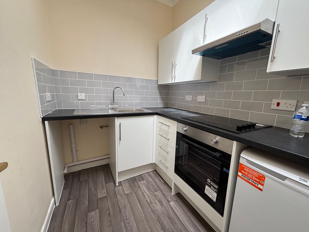 Property photo 3 of 6 Img_6175