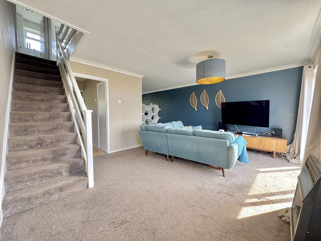 Property photo 3 of 19 Not Specified