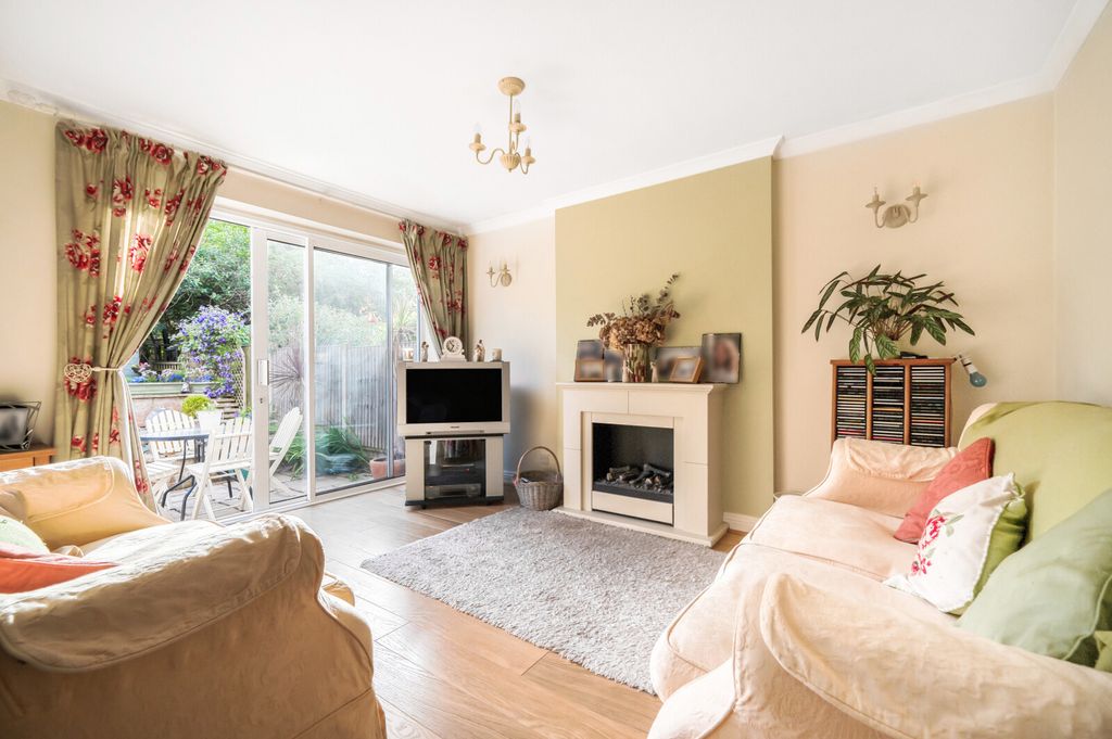 Property photo 2 of 19 1150058 (2).Jpg