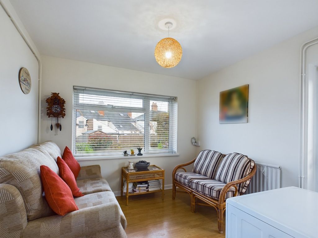 Property photo 2 of 15 Picture No. 01