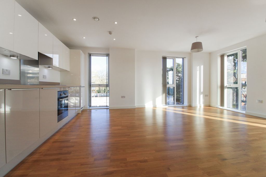 Property photo 2 of 18 Gallery