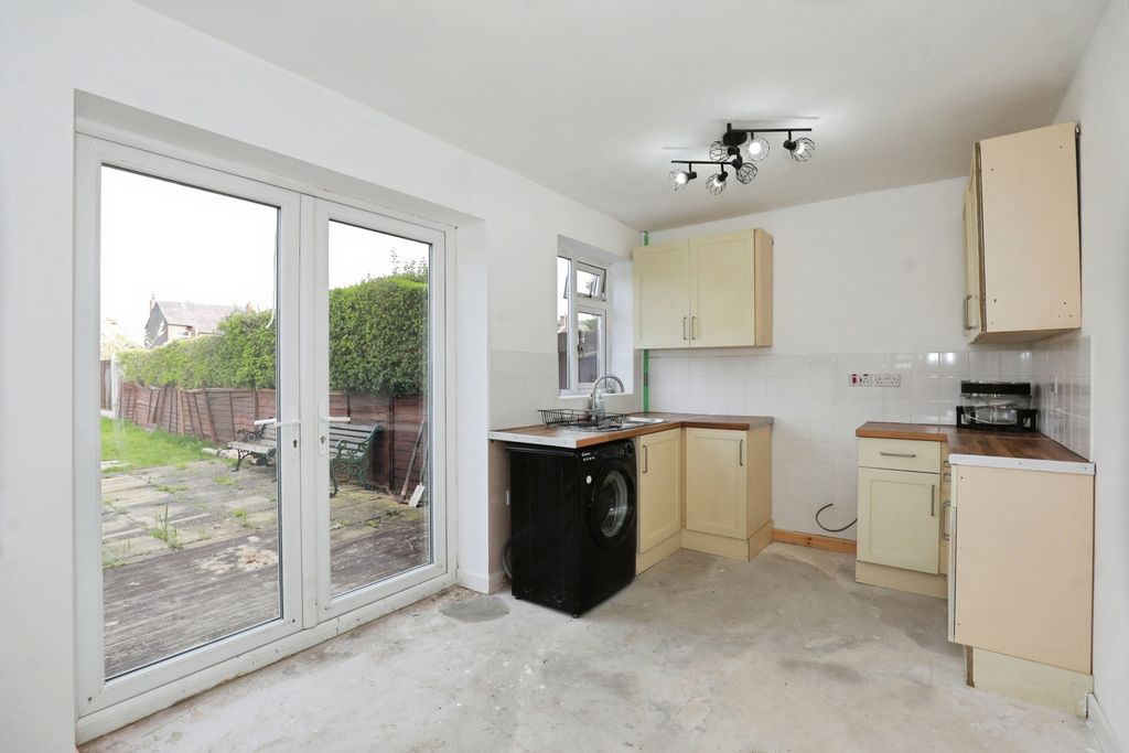 Property photo 3 of 11 Pbox-Img.Jpg