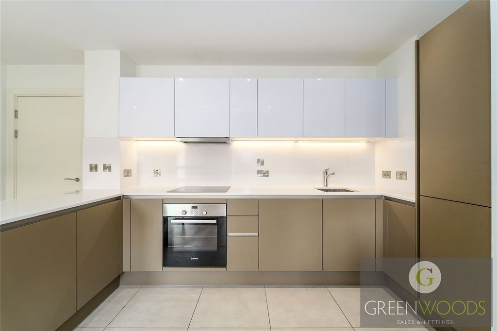 Property photo 2 of 13 Picture No. 04