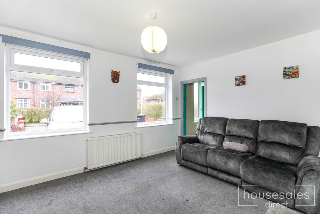 Property photo 3 of 18