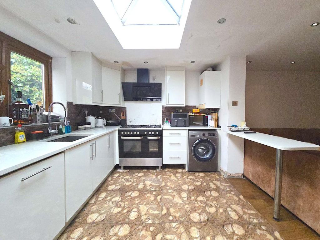 Property photo 3 of 15 Whpp Image 2025-11-14 At 12.22.29.Jpeg