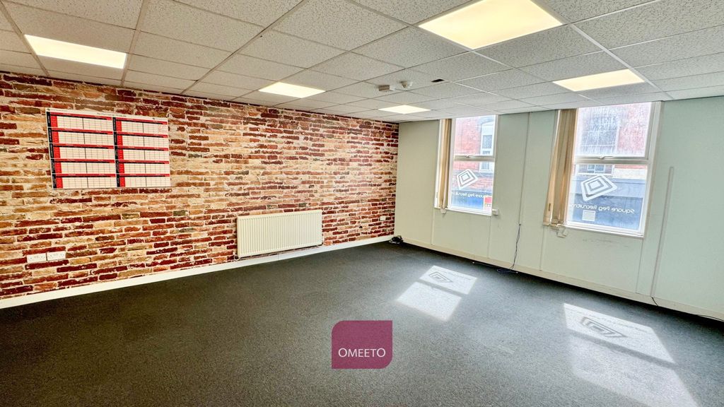 Property photo 2 of 3 Office For Rent