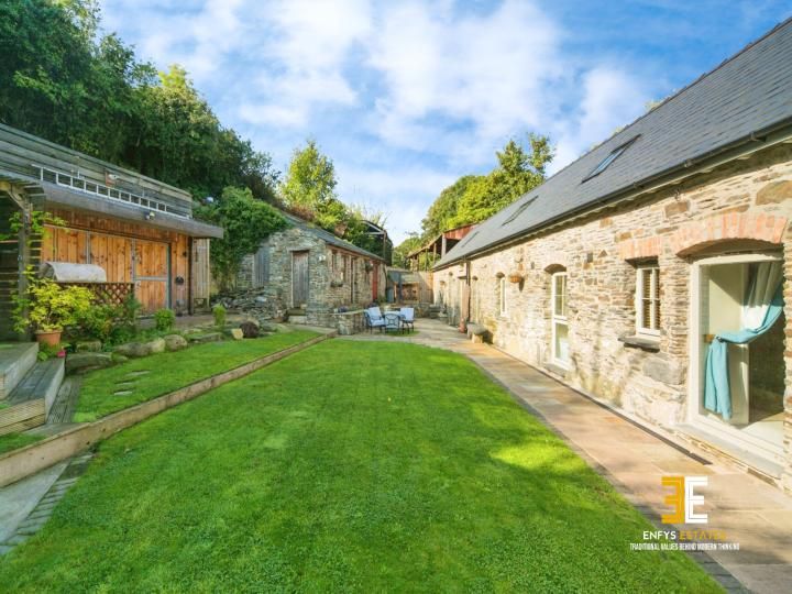 Property photo 1 of 41