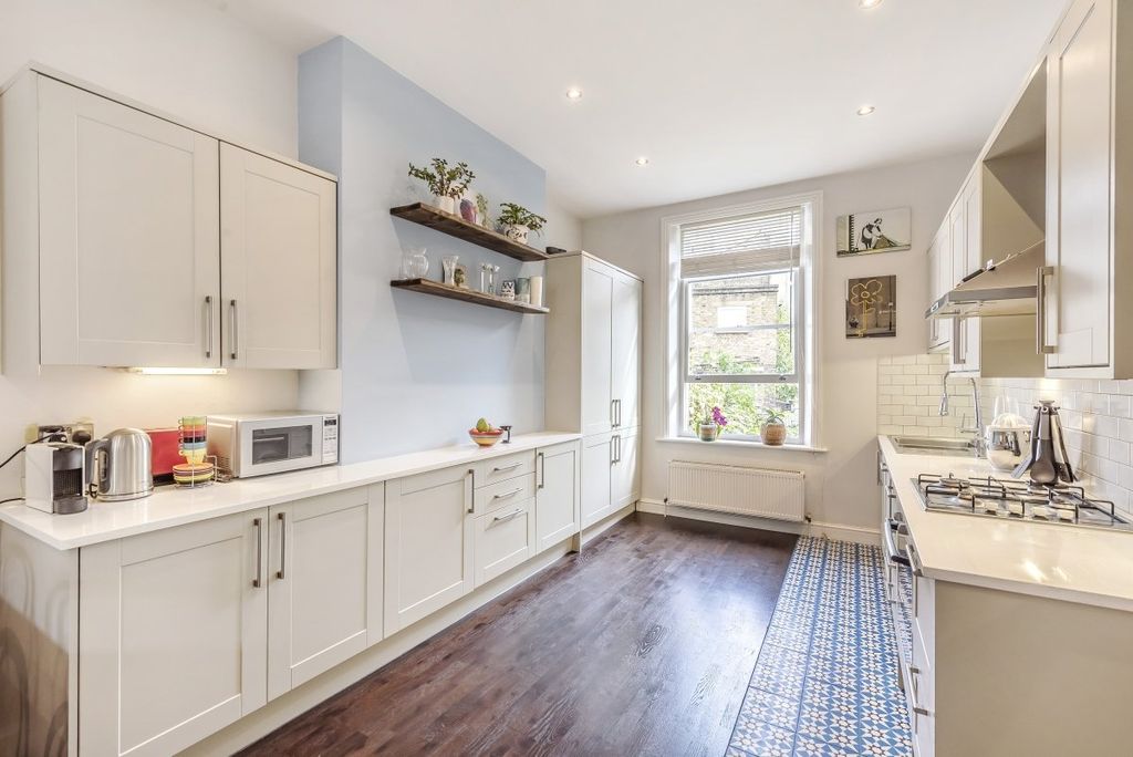 Property photo 3 of 6 523841 (3)