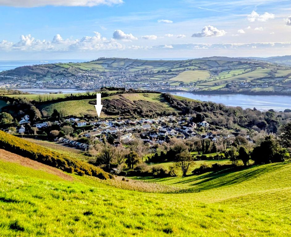 Property photo 1 of 25