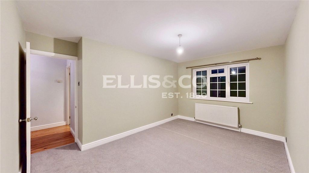 Property photo 3 of 21 Picture No. 04