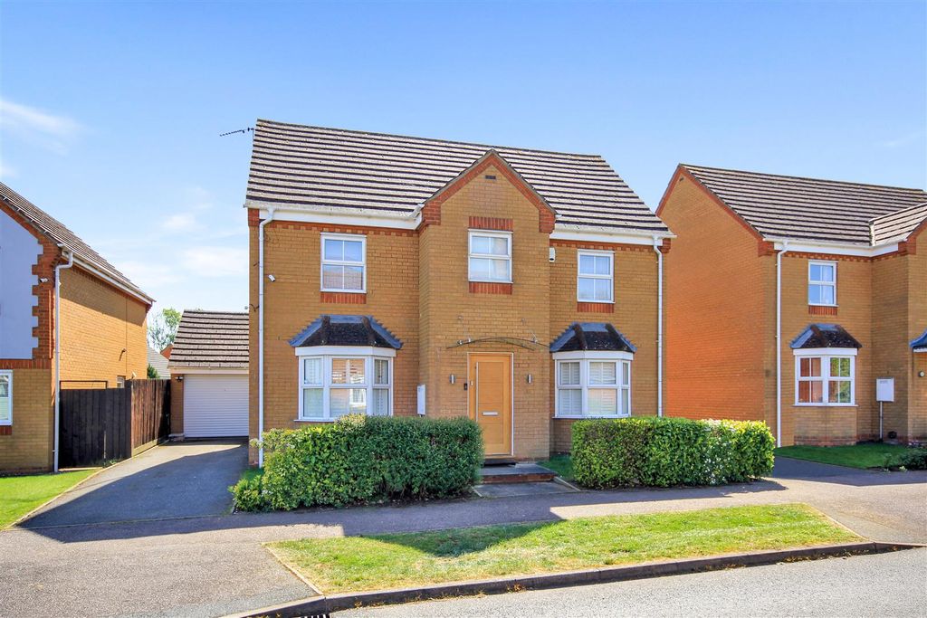 Property photo 1 of 15 Front 1.Jpg