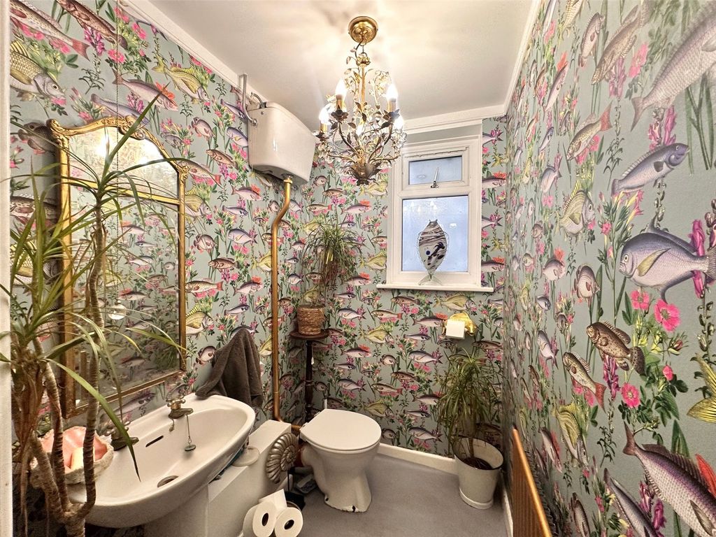 Property photo 2 of 17 Picture No. 25