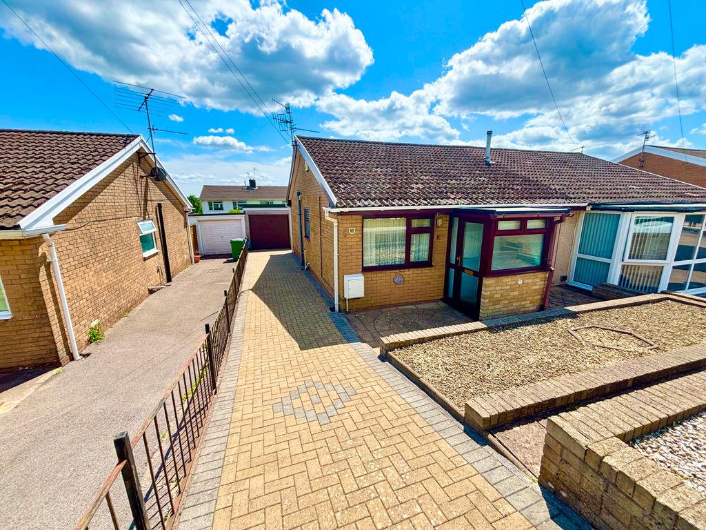 Property photo 2 of 23