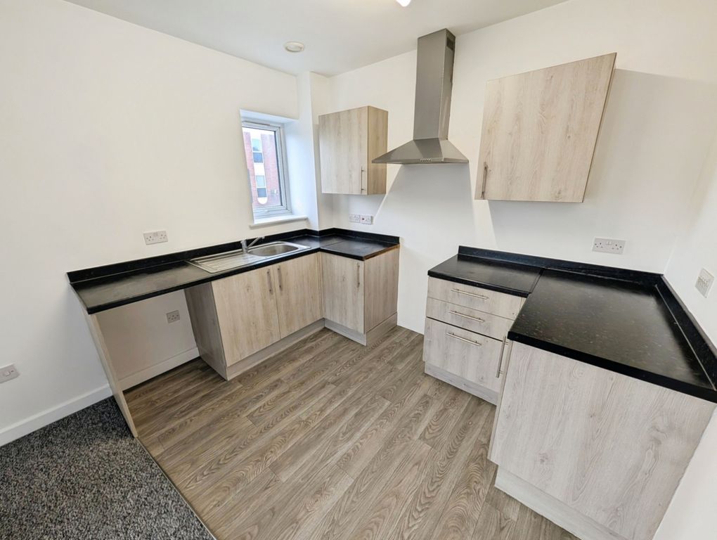 Property photo 2 of 8 Pbox-Img.Jpg